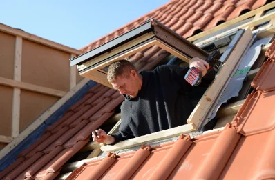 Pose de fenêtres de toit Velux à Cornod